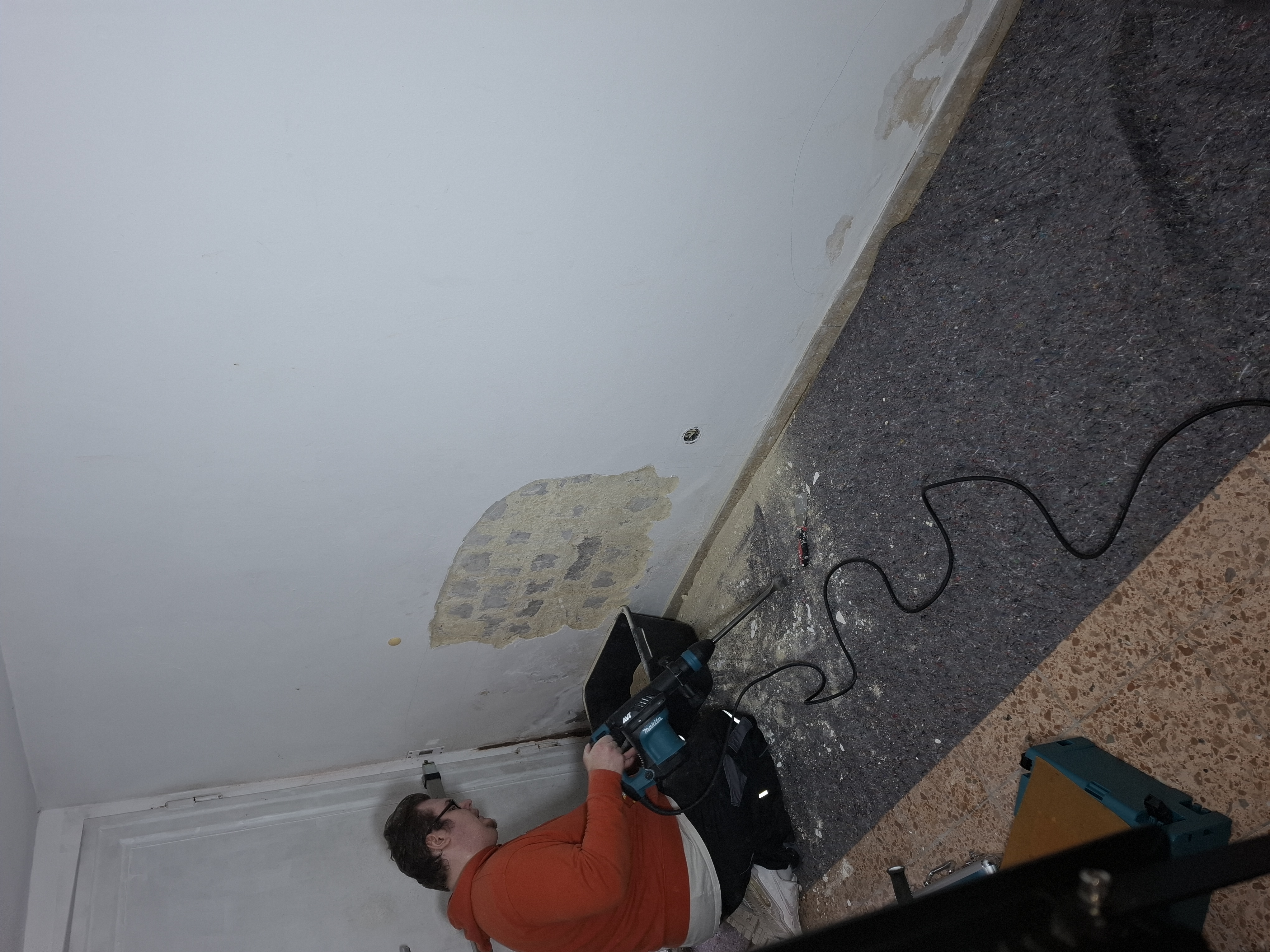 Vorher - Wasserschaden Keller